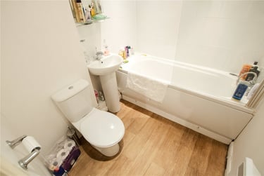 2 bed flat, Heeley Road, Selly Park, Birmingham, B296DP - Image 6