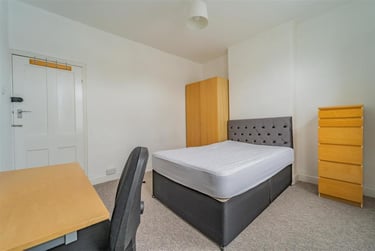4 bed house, Warwards Lane, Selly Park, Birmingham, B297QX - Image 4