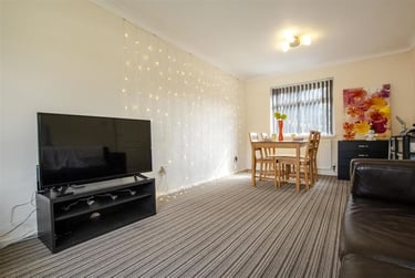 2 bed house, Leahurst Crescent, Harborne, Birmingham, B170LD - Image 1