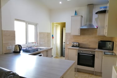 5 bed house, St Helens Avenue, Brynmill, Swansea, SA14NE - Image 1