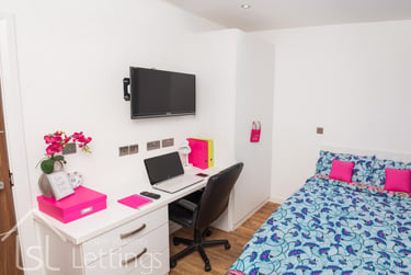 2 bed flat, 142 Charles Street, Highfields, Leicester, LE11LB - Image 1