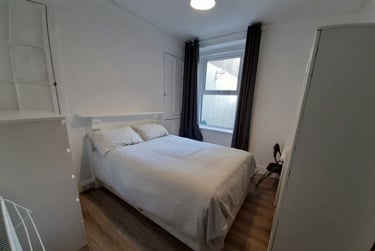4 bed house, Rhondda Street, Mount Pleasant, Swansea, SA16ET - Image 5