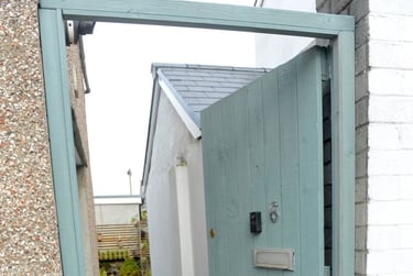 1 bed flat, Splott, Cardiff, CF242DS - Image 11