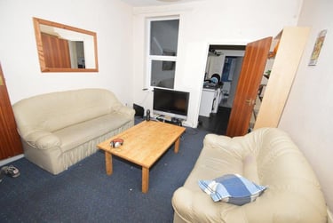 3 bed house, Gleave Road, Selly Park, Birmingham, B296JW - Image 2