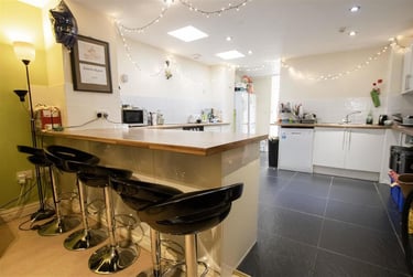 7 bed house, Hubert Road, Selly Park, Birmingham, B296ET - Image 4