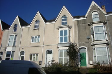 6 bed house, King Edwards Road, Brynmill, Swansea, SA14LW - Image 1