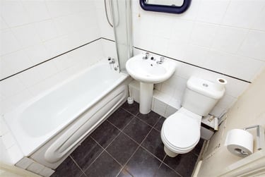 2 bed house, Seymour Close, Selly Park, Birmingham, B297JD - Image 6