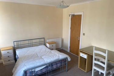 5 bed house, Rhondda Street, Mount Pleasant, Swansea, SA16EU - Image 4