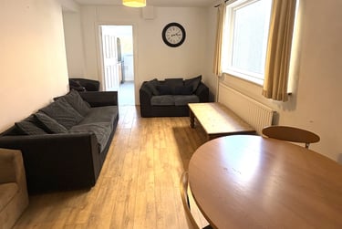 5 bed house, Marlborough Road, Brynmill, Swansea, SA20EB - Image 1