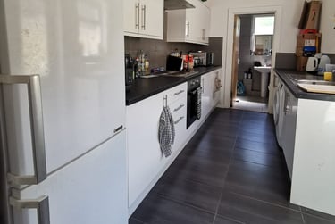 4 bed house, Western Street, Sandfields, Swansea, SA13JS - Image 5