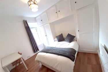5 bed house, Rhyddings Park Road, Brynmill, Swansea, SA20AF - Image 3
