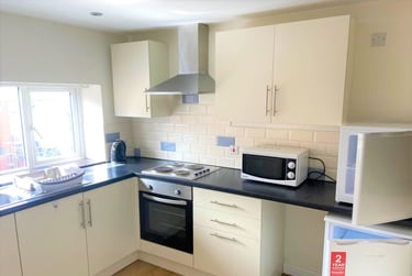 1 bed flat, The Kingsway, City Centre, Swansea, SA15HG - Image 1