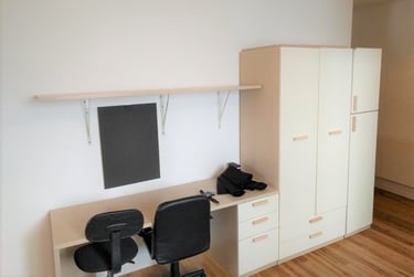 1 bed studio, The Kingsway, Portland House, City Centre, Swansea, SA15HN - Image 3