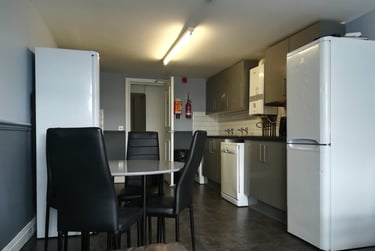 8 bed house, Uplands Crescent, Uplands, Swansea, SA20EX - Image 2