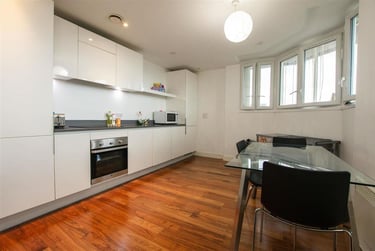 2 bed flat, Hagley Road, City Centre, Birmingham, B168JA - Image 4