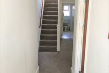 3 bed house, Rodney Street, Sandfields, Swansea, SA13UA - Image 3