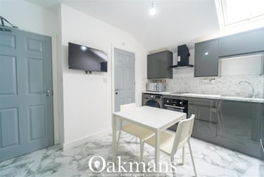 1 bed flat, Lottie Road, Selly Park, Birmingham, B296JZ - Image 3