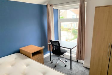 6 bed house, Russell Street, City Centre, Swansea, SA14HR - Image 9