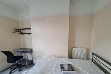 3 bed flat, Gwydr Crescent, Uplands, Swansea, SA20AD - Image 3