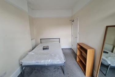 3 bed flat, Gwydr Crescent, Uplands, Swansea, SA20AD - Image 5