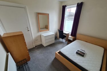3 bed flat, Gwydr Crescent, Uplands, Swansea, SA20AD - Image 6