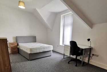 7 bed house, St Helens Avenue, Brynmill, Swansea, SA14ND - Image 2