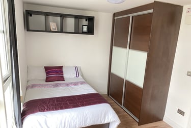 1 bed flat, (Studio) Helmdon Road, City Centre, Leicester, LE27AL - Image 1
