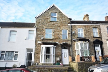 5 bed house, Ysgol  Street, Port Tennant, Swansea, SA18LF - Image 1