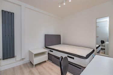 2 bed house, Gibbins Road, Selly Park, Birmingham, B296PQ - Image 5