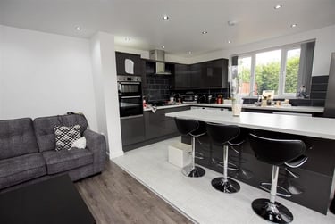 6 bed house, Poole Crescent, Selly Park, Birmingham, B170PB - Image 3