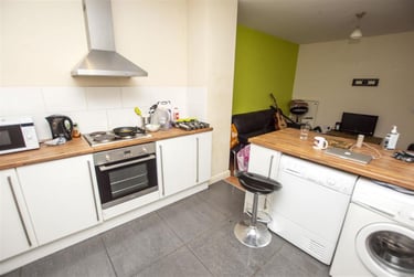 5 bed house, Heeley Road, Selly Park, Birmingham, B296EL - Image 3