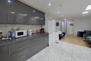 6 bed house, Dawlish Road, Selly Park, Birmingham, B297AT - Image 3
