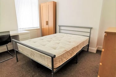 5 bed house, Marlborough Road, Brynmill, Swansea, SA20EB - Image 5