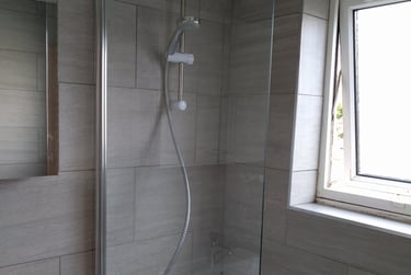 5 bed house, Burman Street, City Centre, Swansea, SA16BW - Image 2