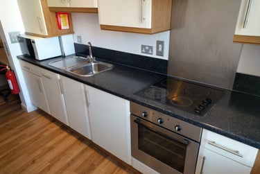 1 bed studio, The Kingsway, Portland House, City Centre, Swansea, SA15HN - Image 2