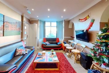 4 bed house, Tealby Grove, Selly Park, Birmingham, B297RJ - Image 1