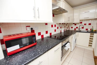 2 bed house, Reservoir Road, Selly Park, Birmingham, B296TF - Image 3