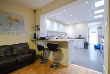 5 bed house, Hubert Road, Selly Park, Birmingham, B296ER - Image 1