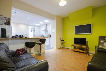 5 bed house, Hubert Road, Selly Park, Birmingham, B296ER - Image 2