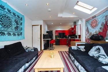 5 bed house, Heeley Road, Selly Park, Birmingham, B296EL - Image 2