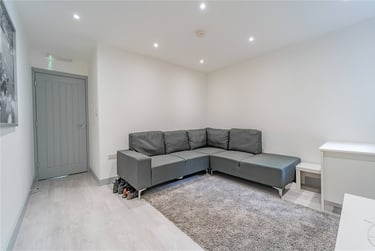8 bed house, Selly Hill Road, Selly Park, Birmingham, B297DL - Image 3