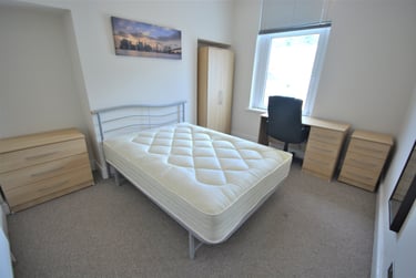 4 bed house, St Helens Avenue, Brynmill, Swansea, SA14NQ - Image 6