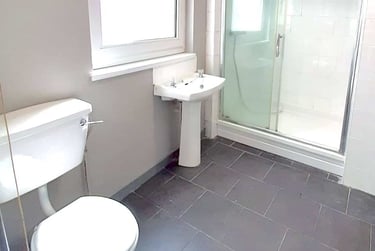 5 bed flat, Eaton Crescent, Uplands, Swansea, SA14QR - Image 5