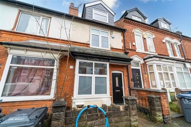 6 bed house, Heeley Road, Selly Park, Birmingham, B296EL - Image 2