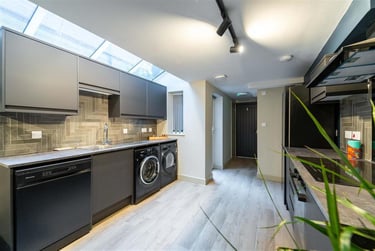 6 bed house, Heeley Road, Selly Park, Birmingham, B296EL - Image 9