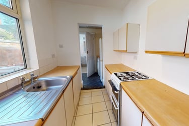 4 bed house, Lytton Road, Clarendon Park, Leicester, LE21WJ - Image 2