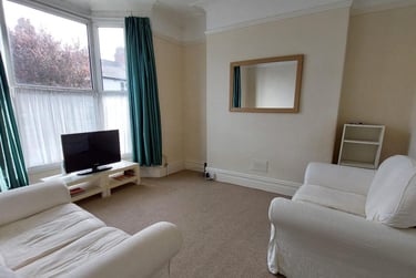 4 bed house, Hazel Road, Uplands, Swansea, SA20LX - Image 5