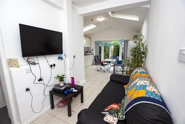 4 bed house, Harborne Park Road, Harborne, Birmingham, B170NG - Image 2