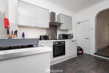 5 bed house, Summerfield Crescent, Hockley, Birmingham, B160EL - Image 2