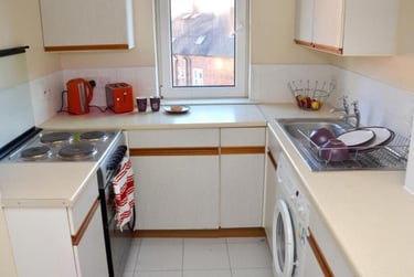 1 bed flat, 1 Bed, Highfields, Leicester, LE11PA - Image 2